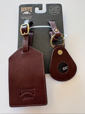 Roots Leather Luggage and Air Tag Holder Brown New in Package